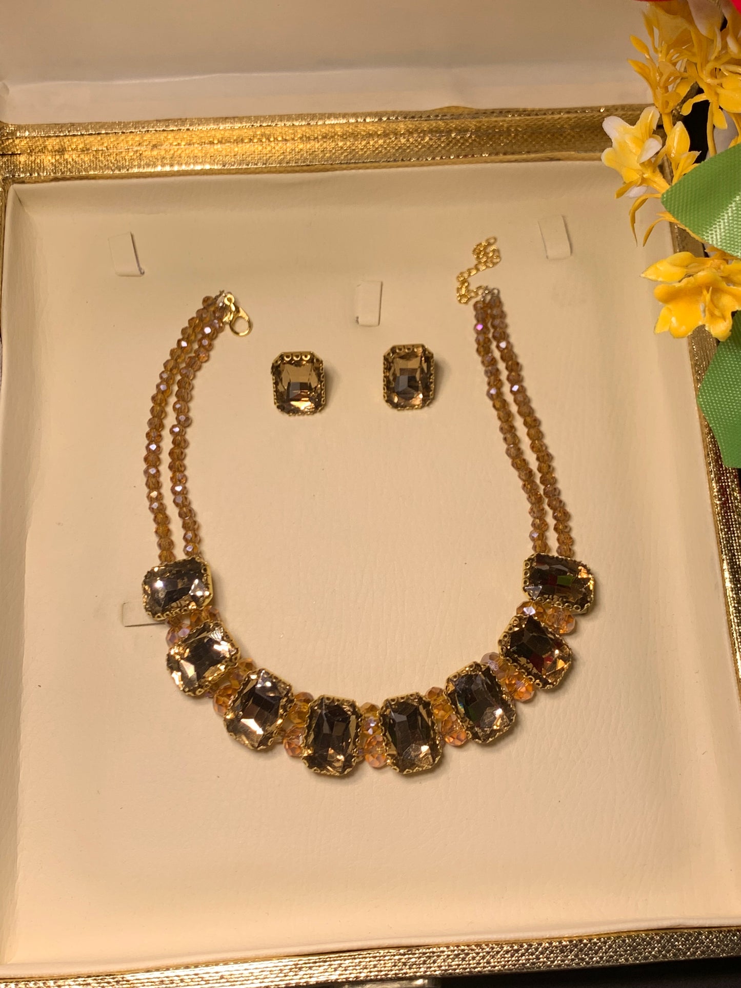 Stones Choker Necklace Set For Girl & Woman