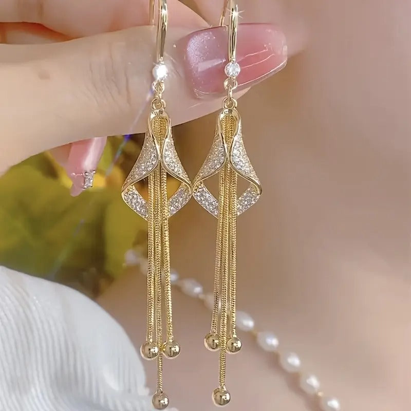 Golden Unique Curve Hangings Earrings / High Quality Gold Plated