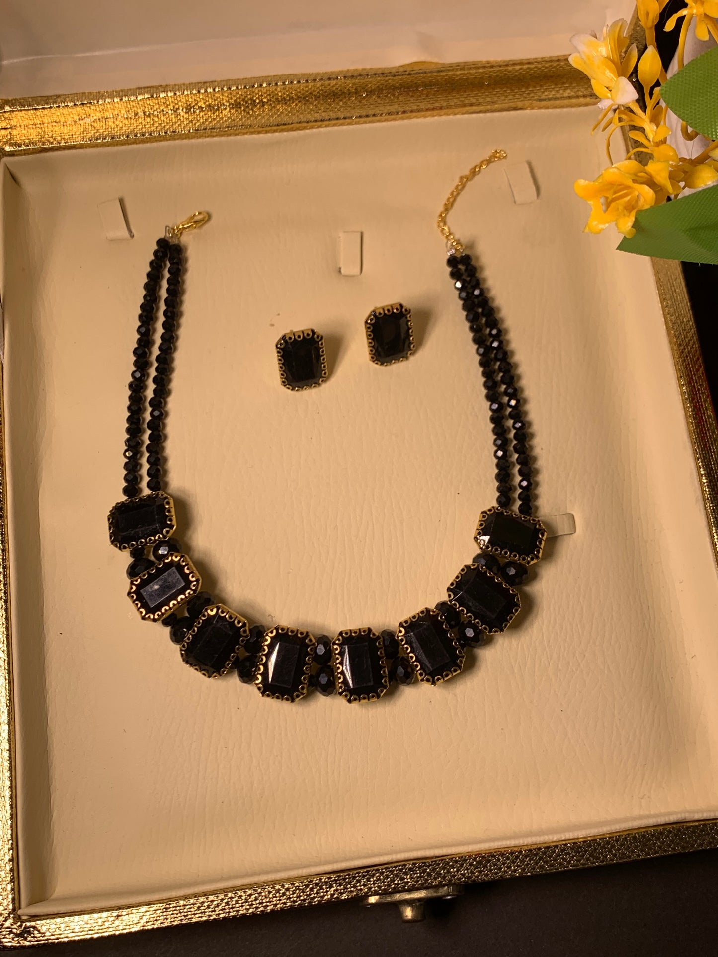Stones Choker Necklace Set For Girl & Woman