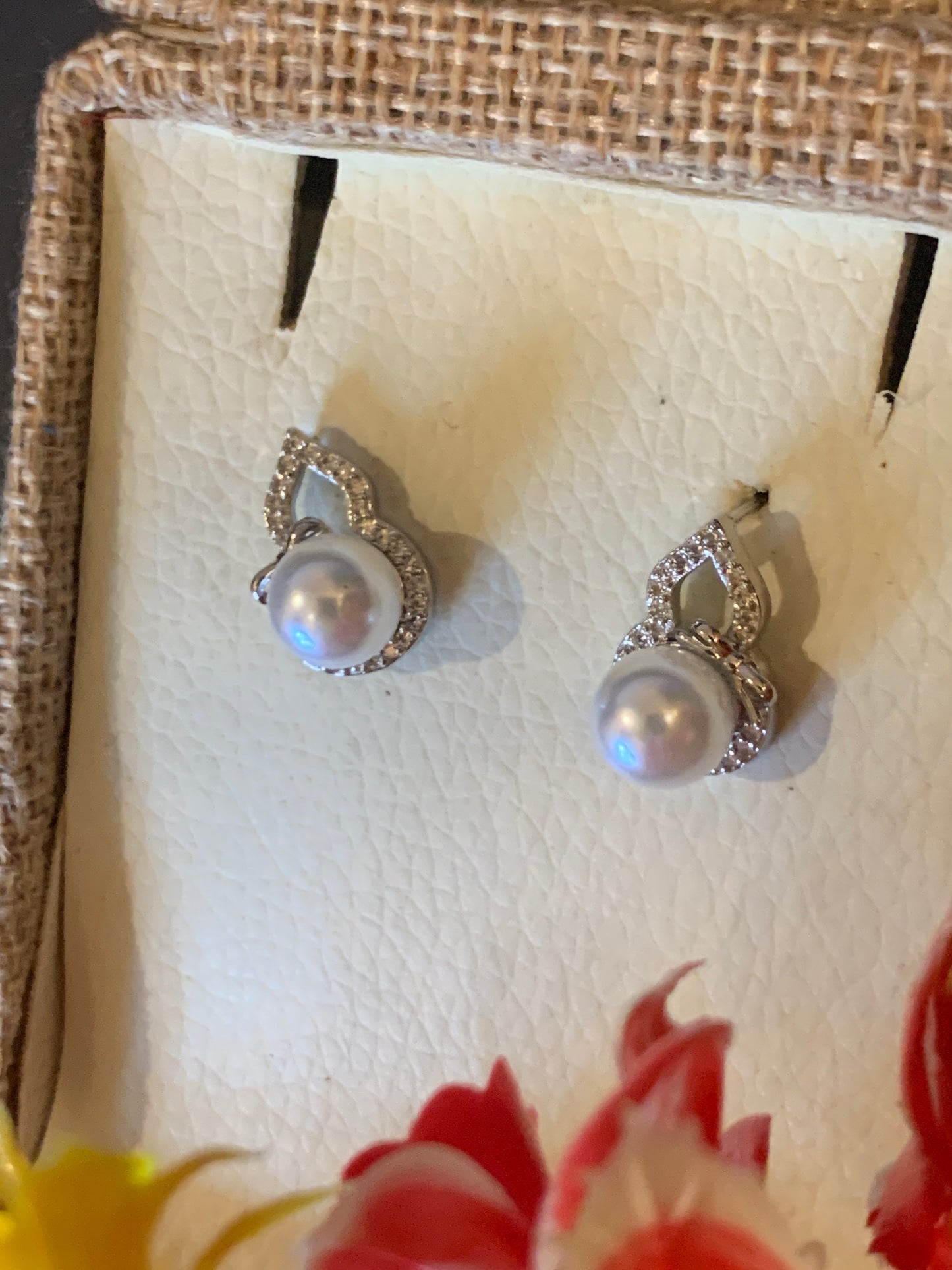 Zaveri Pearls & Cubic Zirconia