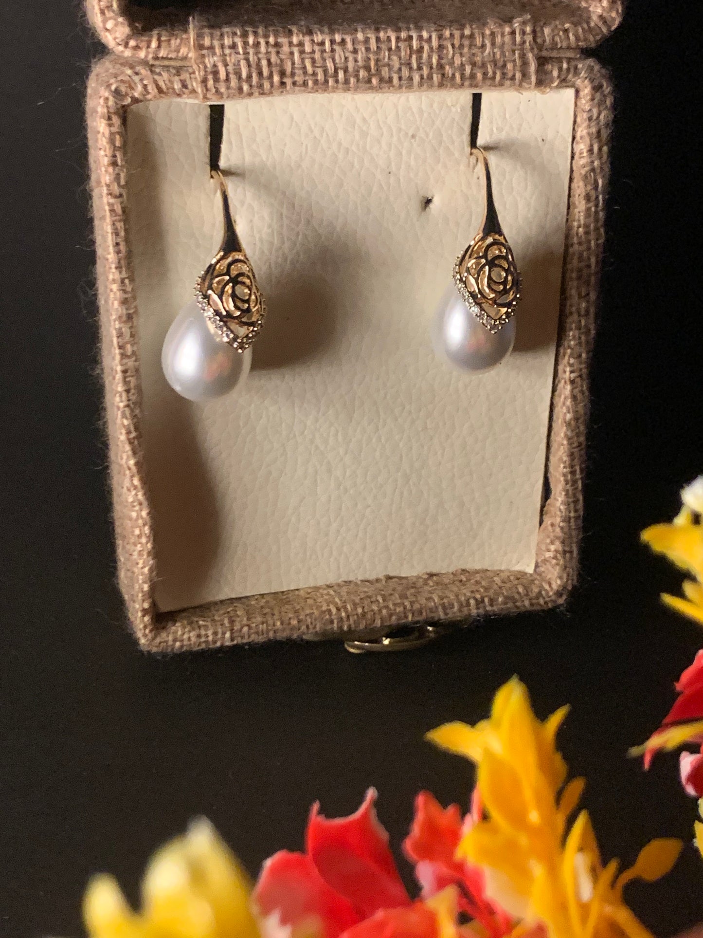 Vintage Pearl Dangle Earrings